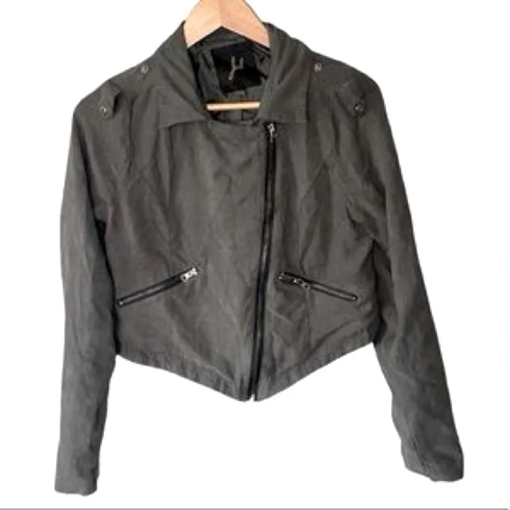Jack. Velveteen crop moto/bomber jacket layering essential medium